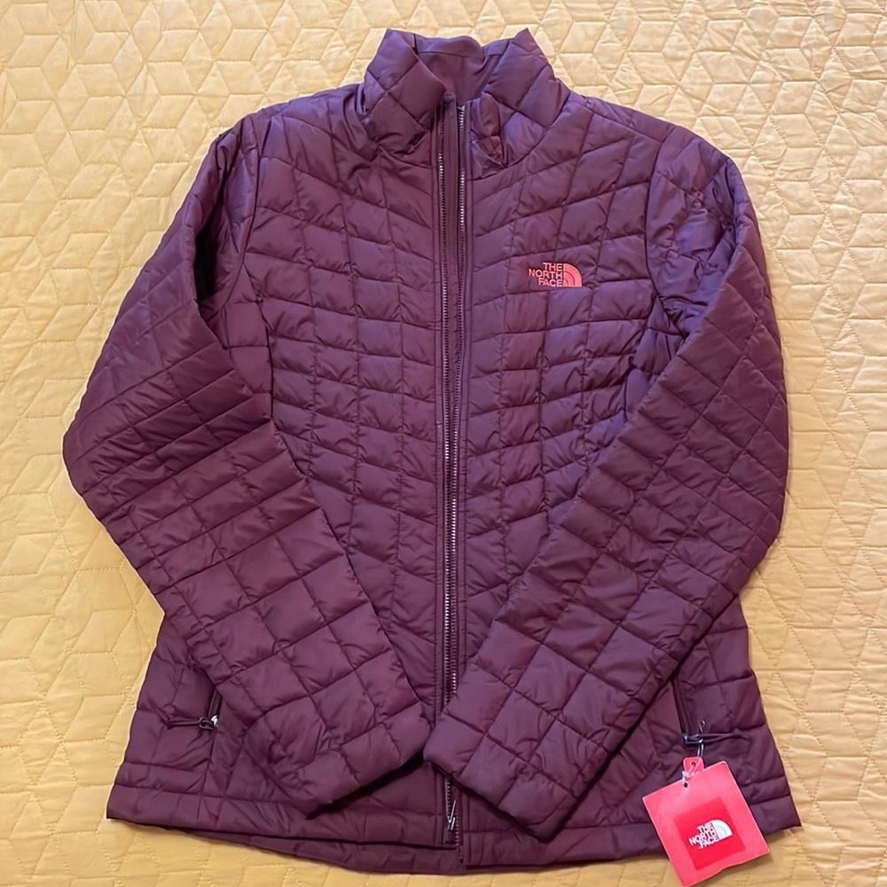 NWT The North Face Thermoball jacket
